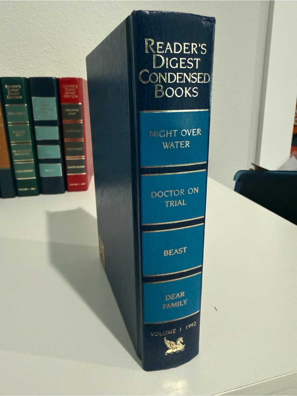 Readers digest 1992 Condensed Books - Blue Decorative Volume